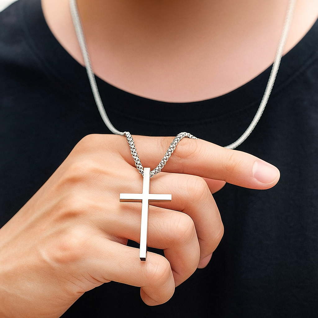 Kreuzkette aus Edelstahl – Silber oder Schwarz | Unisex