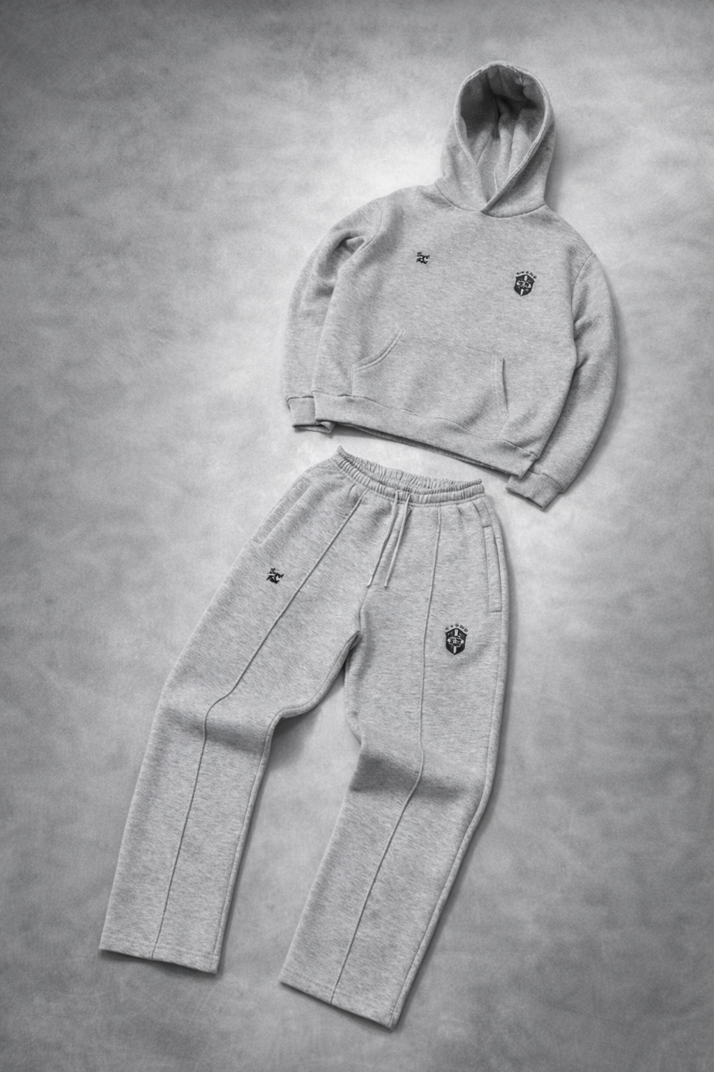 Y2K Streetwear Herren Jogginganzug Set – Oversized Retro Gothic Tracksuit im Harajuku Hip-Hop Style mit Stickerei