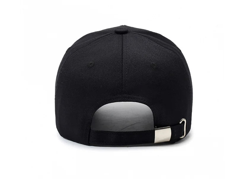 Schwarze Baseball Cap – Weißes Bullenhorn-Logo